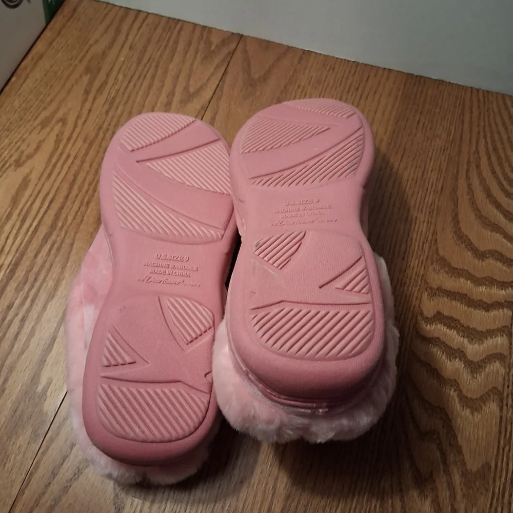 Women's Dearfoams Slippers, Pink, NWT - Picture 3 of 5